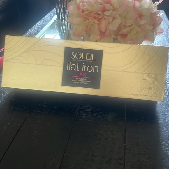 Soleil flat iron pink - Picture 4 of 8